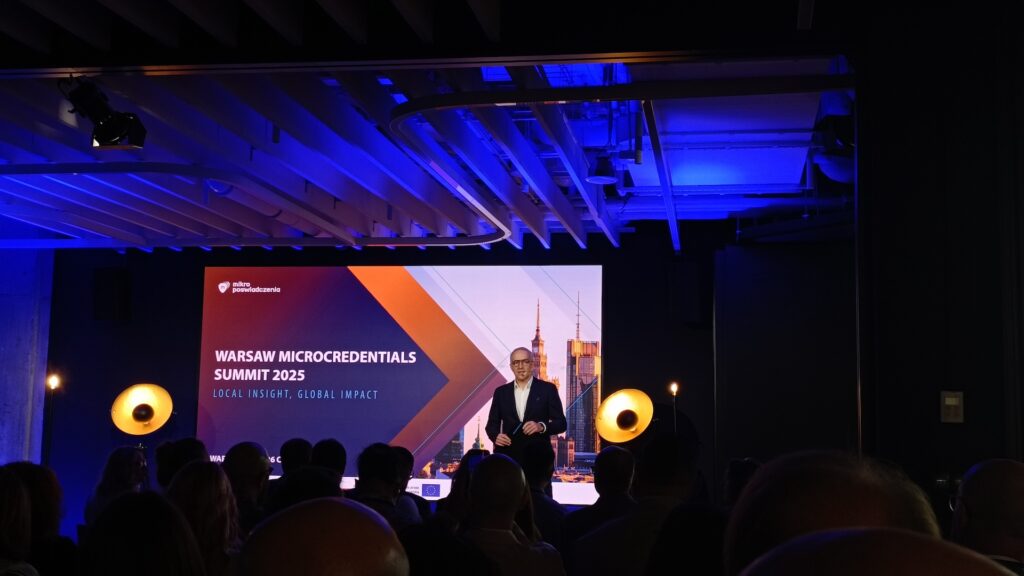 Otwarcie konferencji przez Prowadzącego Warsaw Microcredentials Summit 2025
