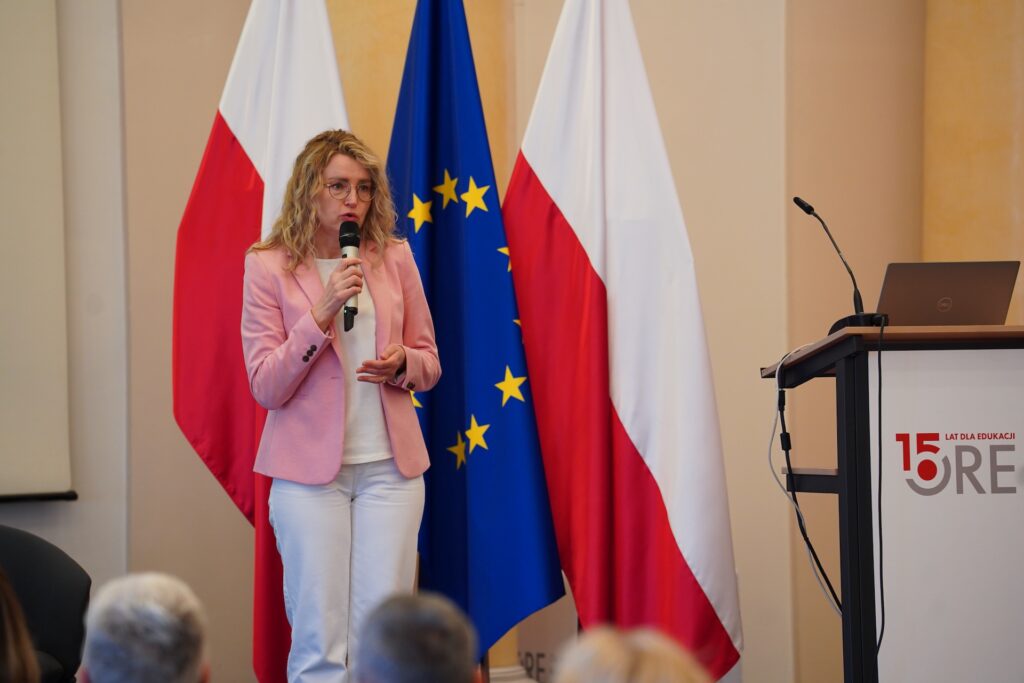 Dyrektor Departamentu Kształcenia Ogólnego MEN Małgorzata Szybalska podczas mowy inauguracyjnej