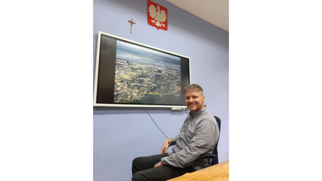 Łukasz Pater - nauczyciel fizyki w Zespole Szkół Ponadpodstawowych w Grodkowie