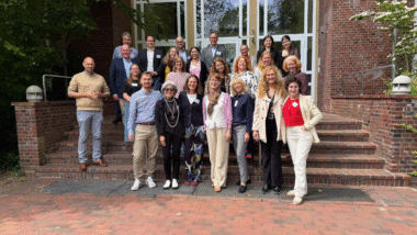 Zdjęcie pamiątkowe uczestników konferencji