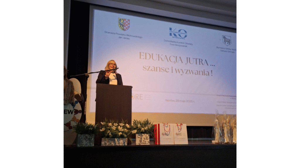 Powitanie uczestników konferencji przez wicedyrektor ORE Marzennę Habib