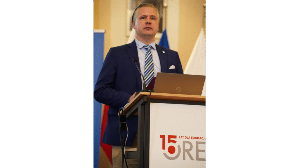 Wicedyrektor Ośrodka Rozwoju Edukacji Krzysztof Maryl