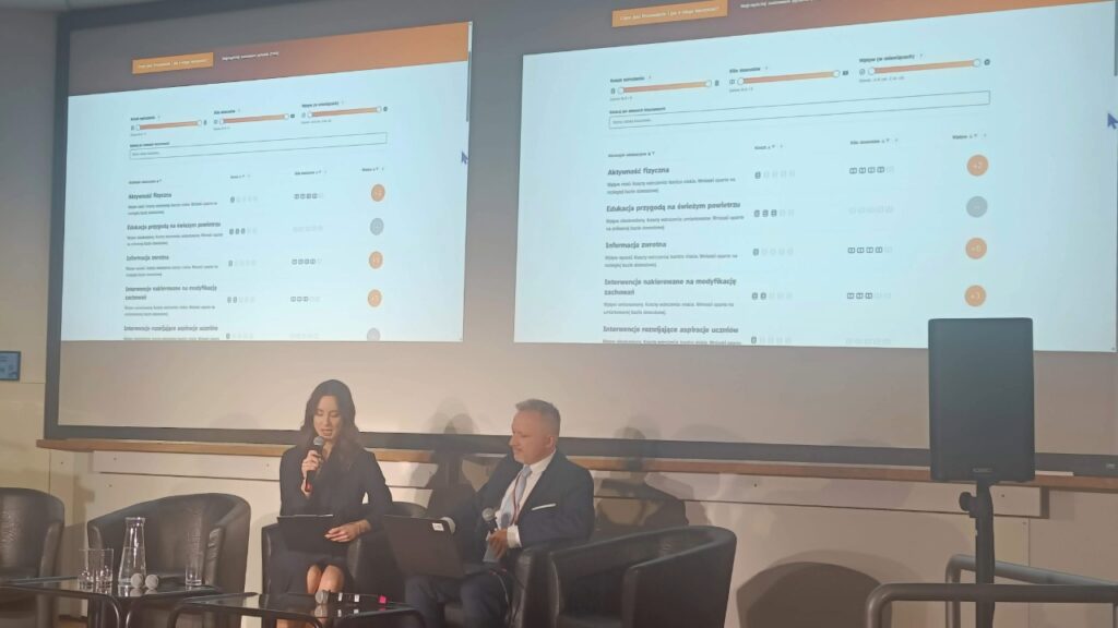 Prezentacja Przewodnika po Strategiach Edukacyjnych przez Olgę Laskę i Tomasza Odziemczyka