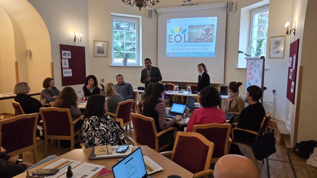 Uczestnicy szkolenia w czasie zajęć warsztatowych