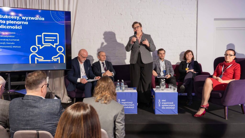 Wiceminister Katarzyna Lubnauer podczas debaty plenarnej o reformie edukacji, fot. https://www.gov.pl/web/edukacja/