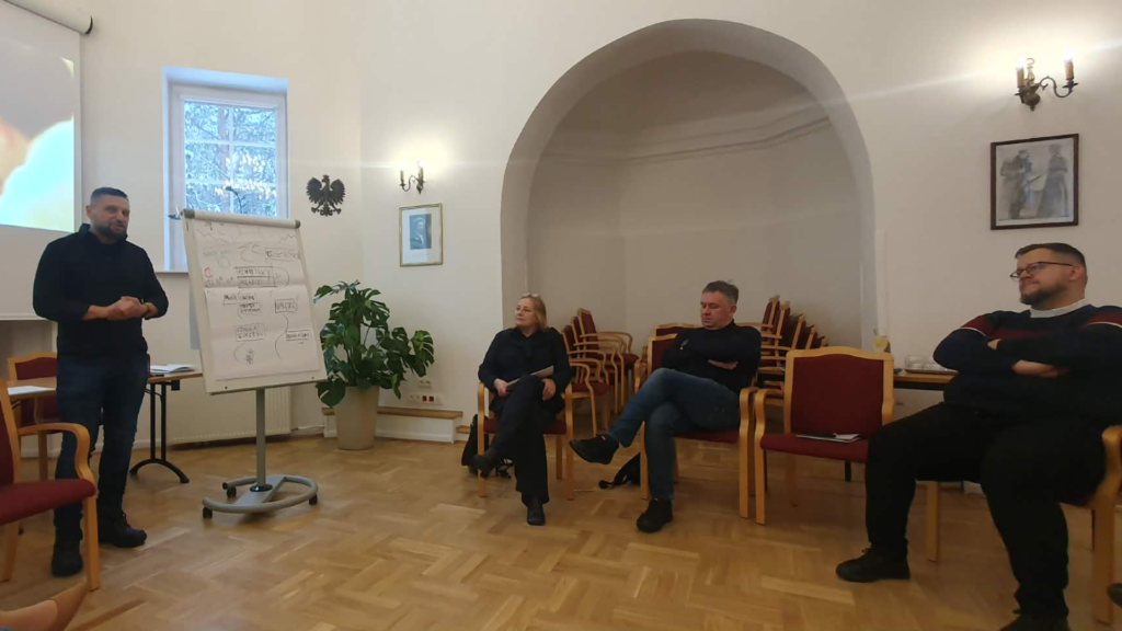 Warsztaty dotyczące kompetencji miękkich prowadzone przez Dariusza Wawrzenieckiego