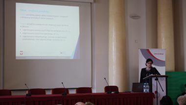 Romana Cybulska – starszy wizytator KO w Łodzi w trakcie wystąpienia