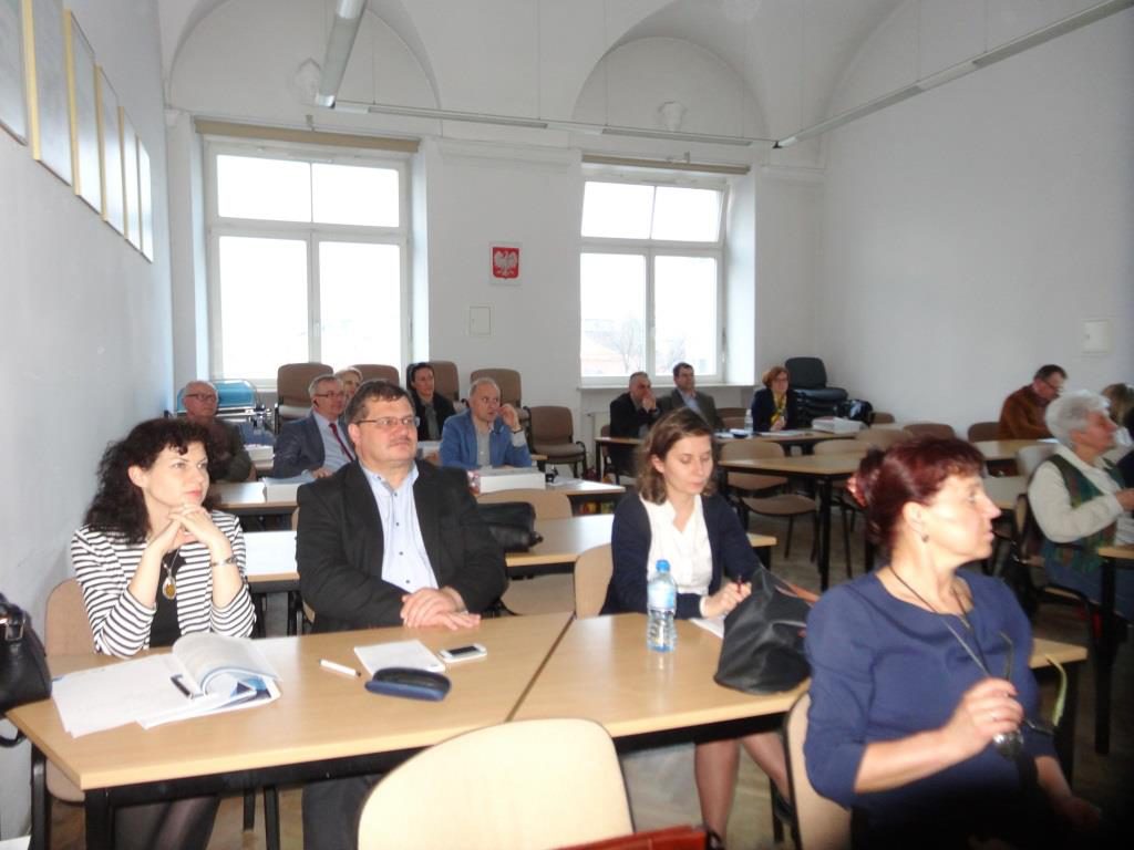 Uczestnicy seminarium „Dokumentacja programowa w kształceniu zawodowym. Podstawa programowa kształcenia w zawodach”