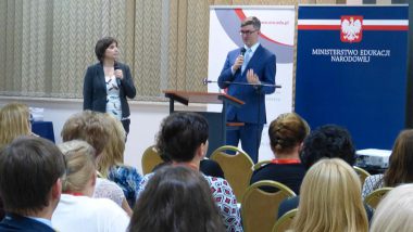 Emilia Maciejewska i Piotr Bartosiak (MEN) podczas prezentacji