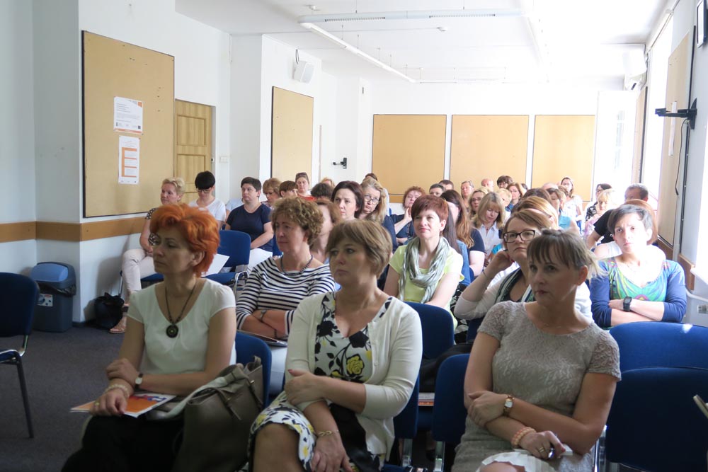 Uczestnicy podczas inauguracji spotkania