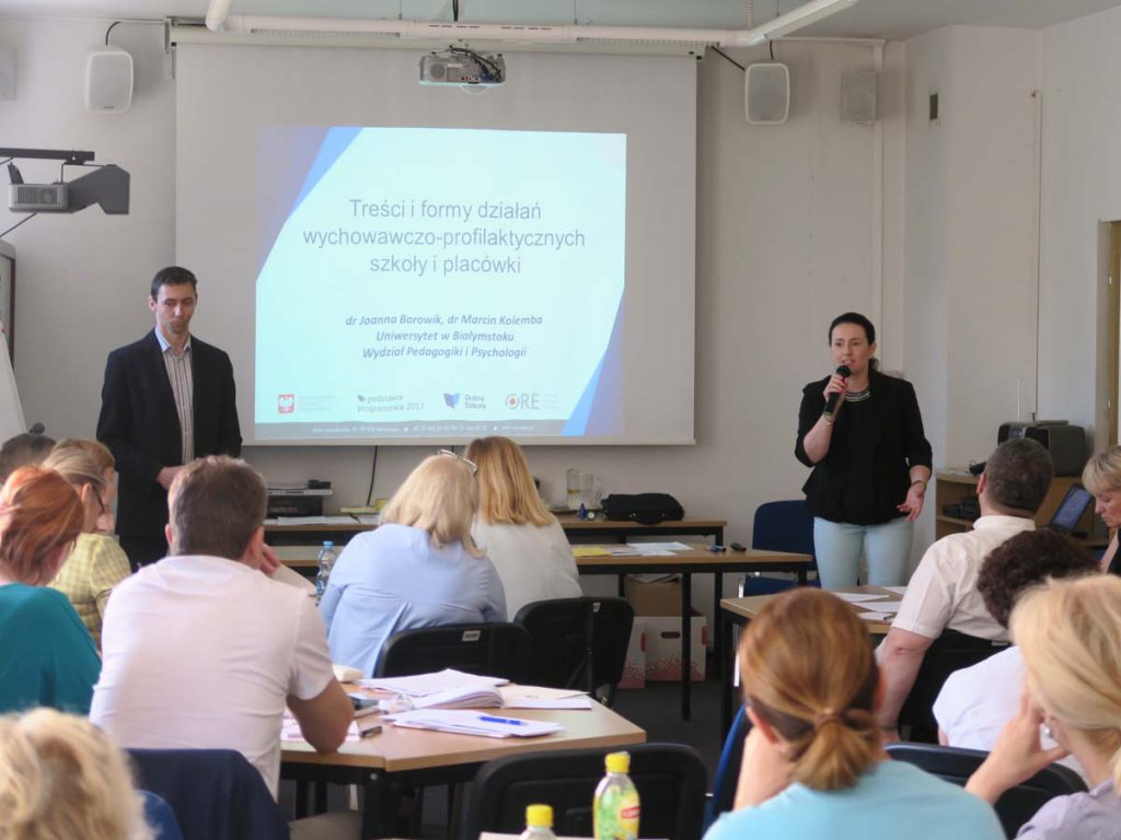 dr Marcin Kolemba i dr Joanna Borowik reprezentujący Wydział Pedagogiki i Psychologii Uniwersytetu w Białymstoku