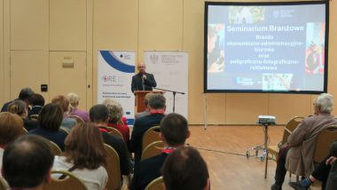 Zastępca Naczelnego Dyrektora Archiwów Państwowych Henryk Niestrój