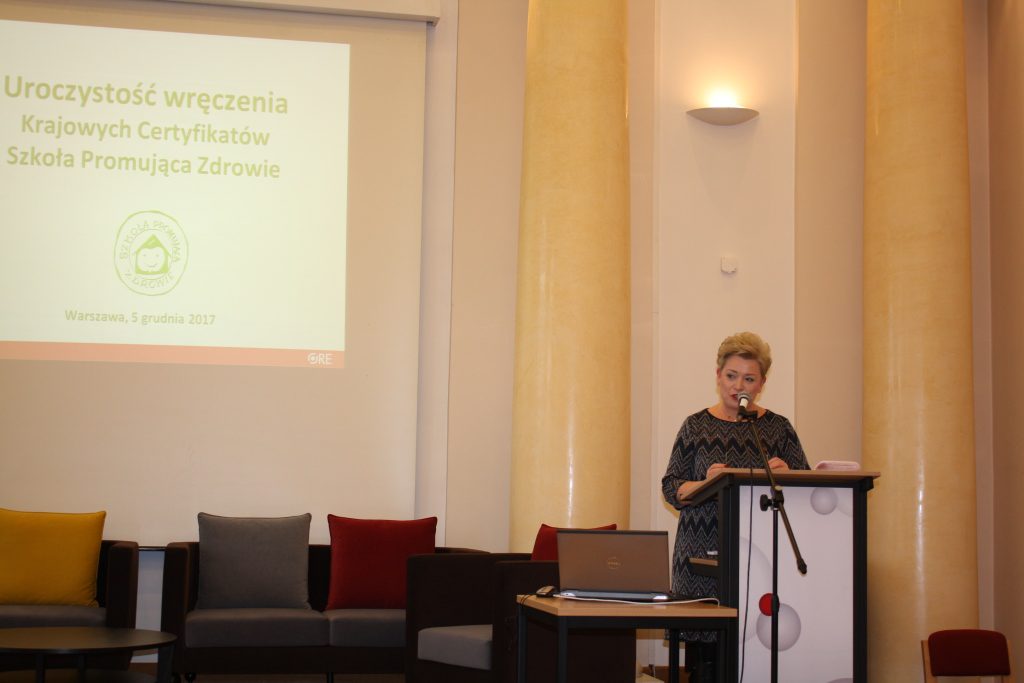 Agnieszka Ludwin odczytuje list Marzeny Machałek – sekretarza stanu MEN