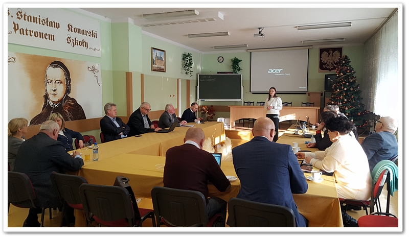 Powiatoiwa Grupa Wymiany doświadczen w Jędrzejowie