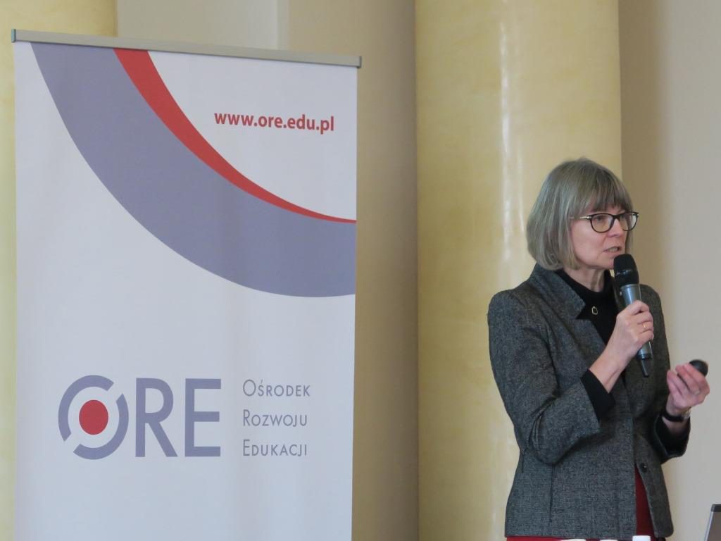 Prezentacja Anny Pregler na temat działań w projekcie pozakonkursowym „Efektywne doradztwo edukacyjno-zawodowe”