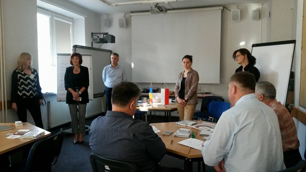 wicedyrektor ORE Beata Jancarz-Łanczkowska wita uczestników